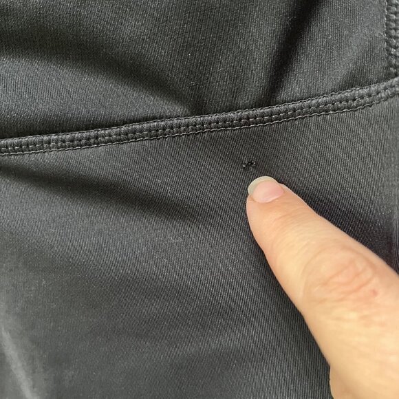 Kuhl Women's Black Skulpt  Skort- Size M - Picture 2 of 7